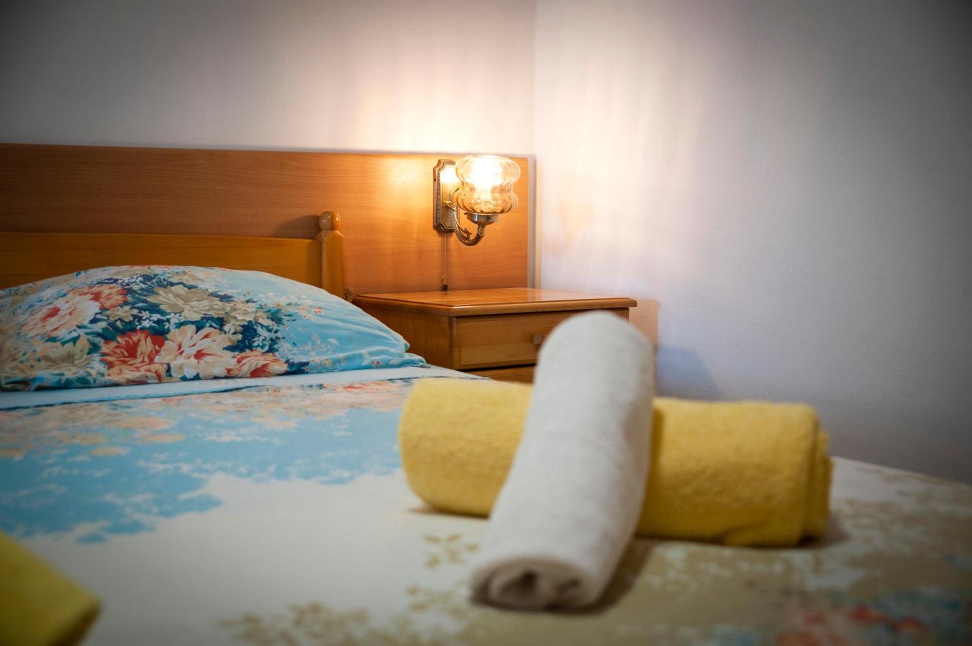 Luna Tsuki Two Aparthotel Ρόβινι Εξωτερικό φωτογραφία